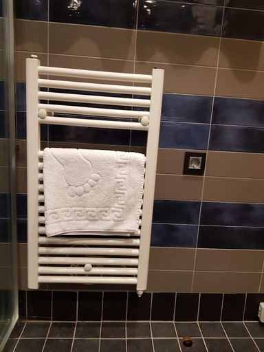 Bathroom 5, Hotel Resurs