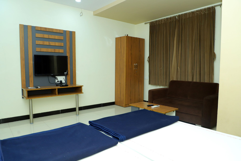 Bedroom 3, Hotel Anjani, Latur