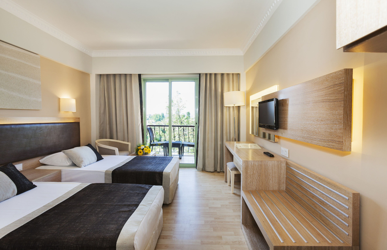 Room 3, Mholiday Hotels Stone Palace Side - All inclusive, Manavgat