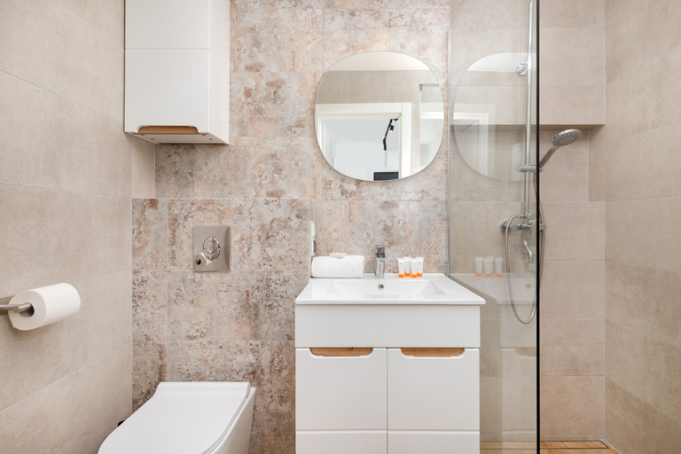 Bathroom 3, Apartment With Balcony Gdańsk by Renters, Gdańsk City