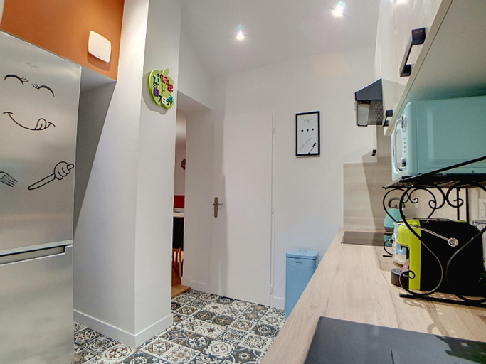 Others 3, Stop Chez M Select Saga # Qualite # Confort # Simplicite, Rhône