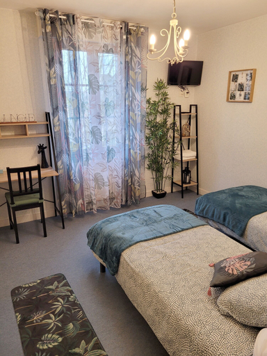 Bedroom 5, Le Relais du Château, Deux-Sèvres
