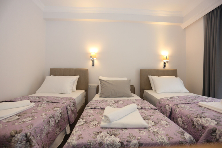 Bedroom 4, ATAÇEŞME OTEL, Çeşme