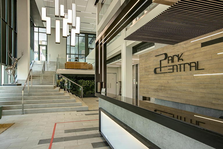 Public Area 2, Deluxe Self-Catering Apartment | Park Central, City of Johannesburg