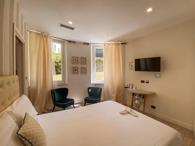 Bedroom 12