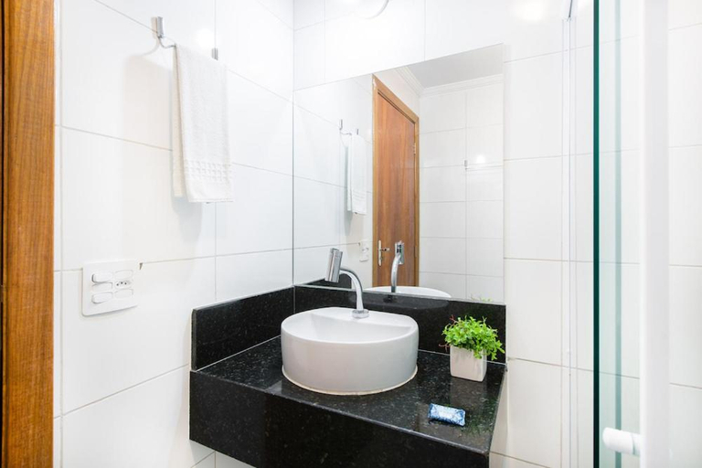 Bathroom 3, Hotel Cajueiro Guaruja, Guarujá