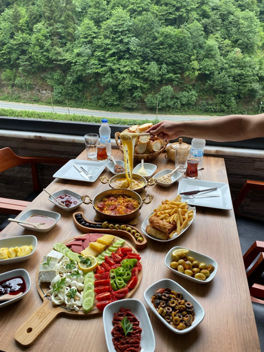 Food & Drinks 5, Hira Bungalov, Çamlıhemşin