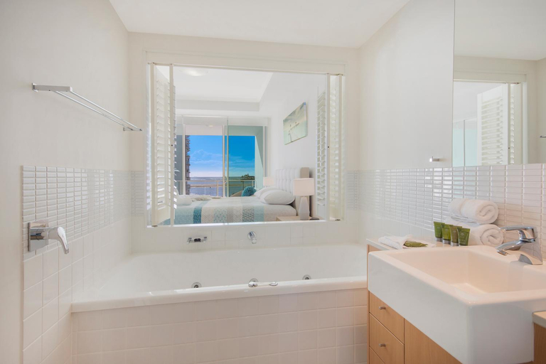Bathroom 5, M1 Resort, Maroochy - Maroochydore