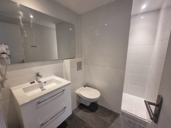 Bathroom 4, Oskar Hotel, Haute-Savoie