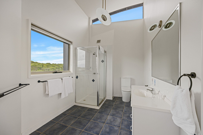 Bathroom 3, Sandy Point Beach Escape, South Gippsland - East