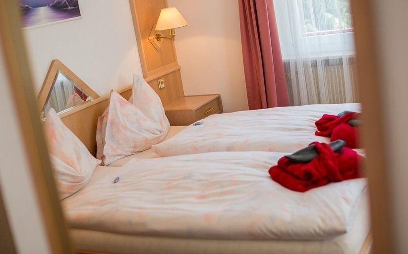 Bedroom 3, Wellness- und Schneesporthotel Christiania, Visp
