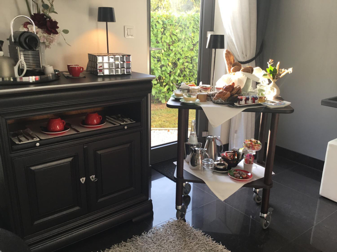 Others 3, Suite Couture, Moselle