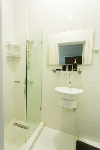 Bathroom 3, Kumasi Luxury Apartments at The Fairview, Kumasi