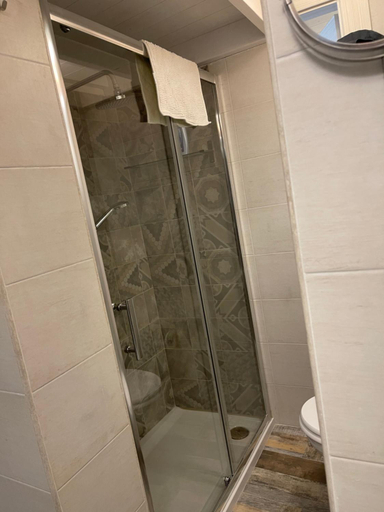 Bathroom 3, Relais Medea, Taranto