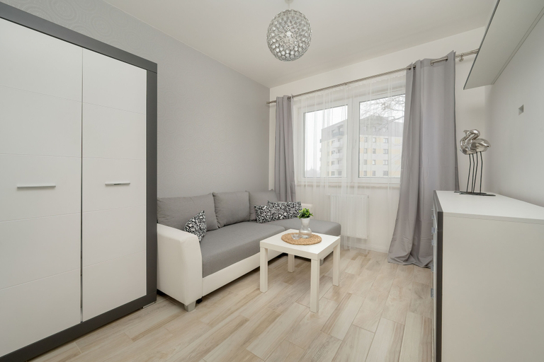 Bedroom 3, Wrocław Haven Apartment by Renters, Środa Śląska
