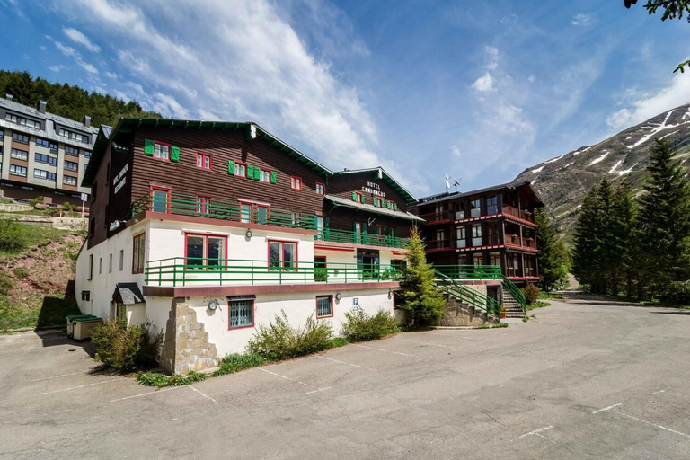 Exterior & Views 2, Hotel Candanchu, Huesca
