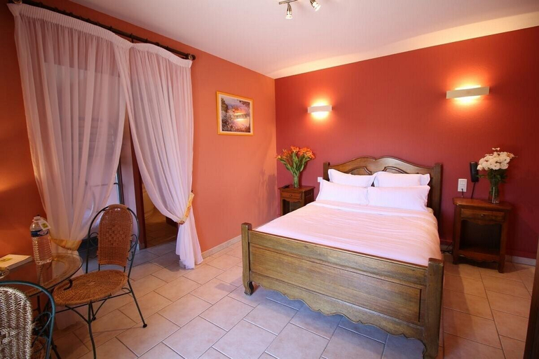 Bedroom 3, La Mère Biquette, Ardèche