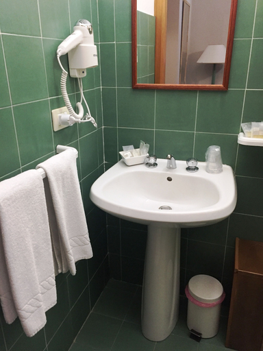 Bathroom 5, Palmento Spuligni, Catania