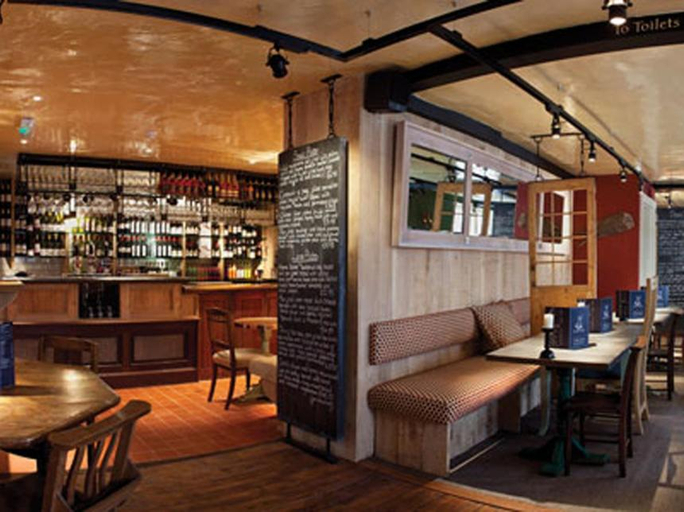Food & Drinks 4, The Cross Keys, Essex