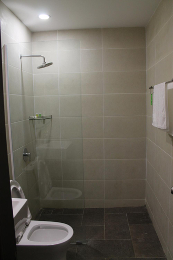 Bathroom 5, The Velton Inn, Bintulu