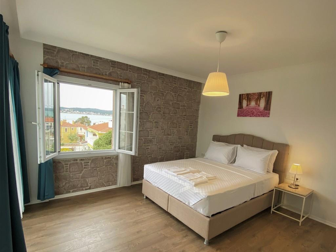 Bedroom 3, Cunda Kordon Otel, Ayvalık