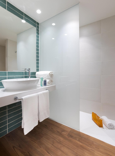 Bathroom 4, Prestige Sant Marc, Girona