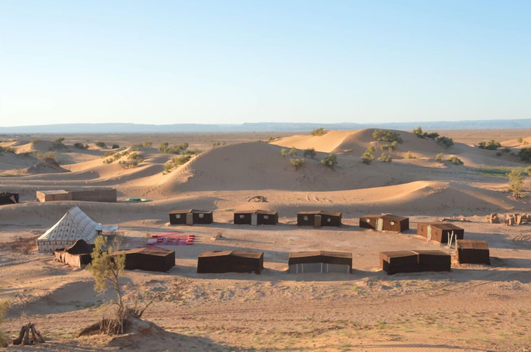 Others 5, Erg Lihoudi Standard Camp, Ouarzazate
