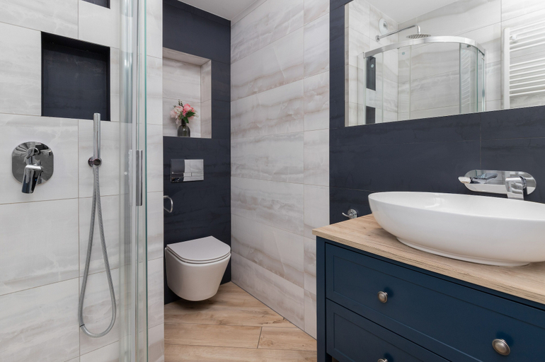 Bathroom 4, Aesthetic Deep Blue Studio by Renters, Gdańsk City