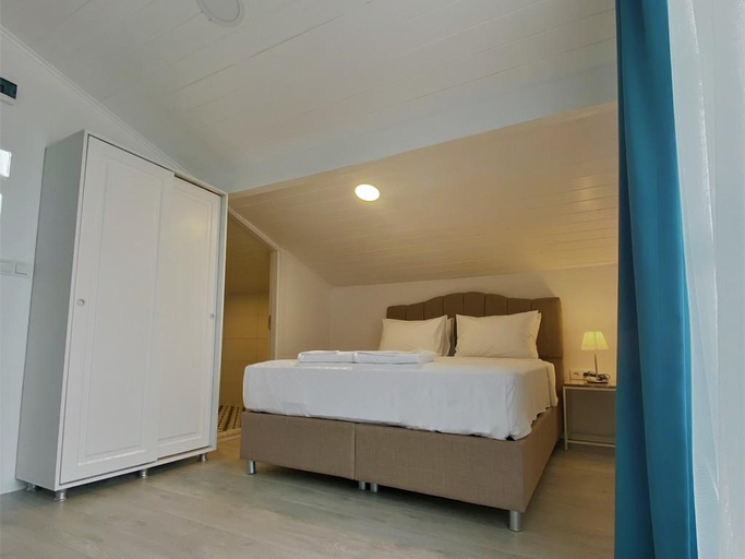 Bedroom 4, Cunda Kordon Otel, Ayvalık