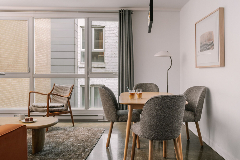 Dining Room 4