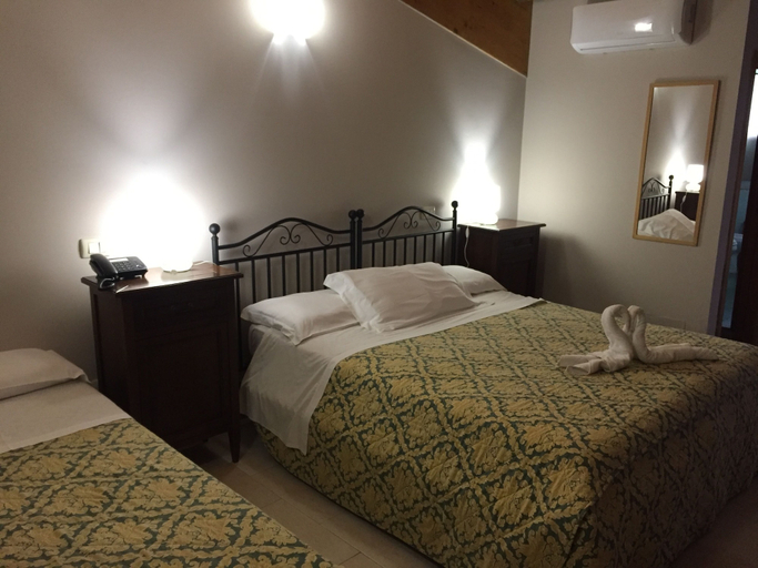 Bedroom 4, Palmento Spuligni, Catania