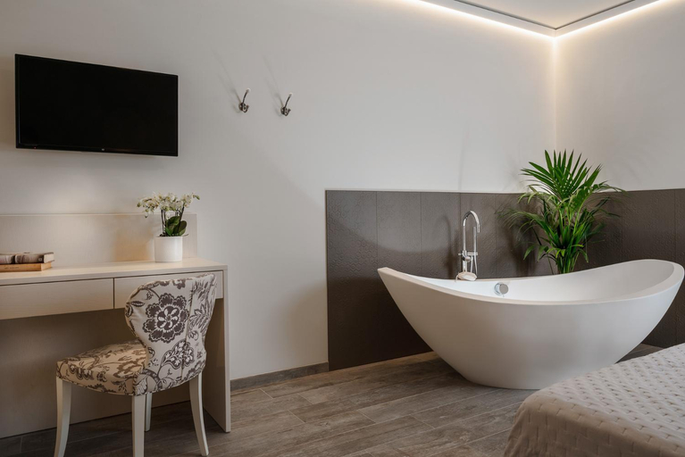 Bathroom 4, Hotel Giardino Suites Spa, Ancona