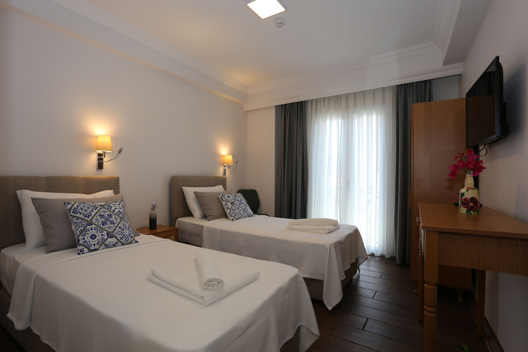 Bedroom 5, ATAÇEŞME OTEL, Çeşme