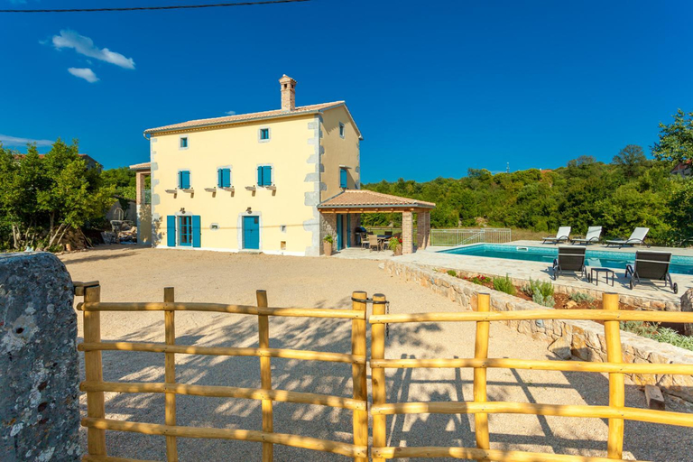 Others 3, Villa Lusa, Krk