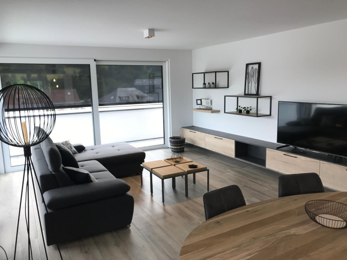 Others 2, Penthouse Lebierre, Liège