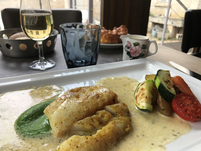 Food & Drinks 5, Relais Saint Vincent, Yonne