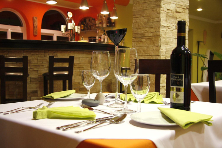 Food & Drinks 4, Montinho De Ouro, Lagos