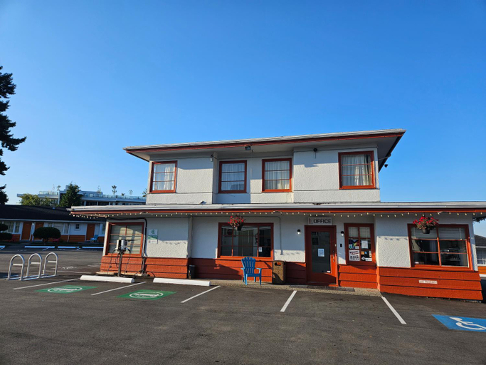 Public Area 2, 2400 Motel, Greater Vancouver