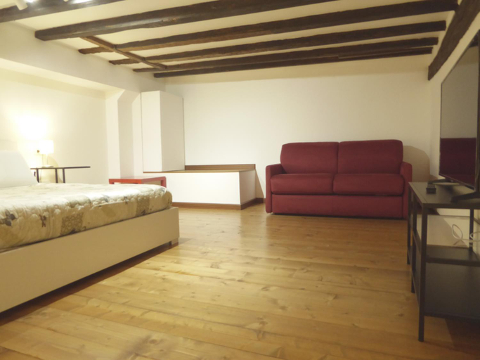 Others 2, Giudei House Suite Bologna, Bologna
