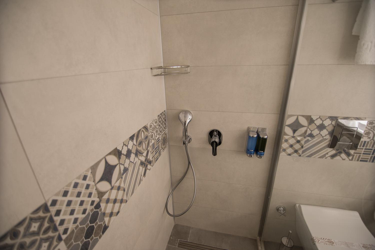 Bathroom 5, Dovv Hotel, Gaziemir