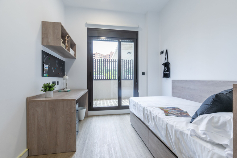 Bedroom 3, Micampus Sinesio Delgado, Madrid
