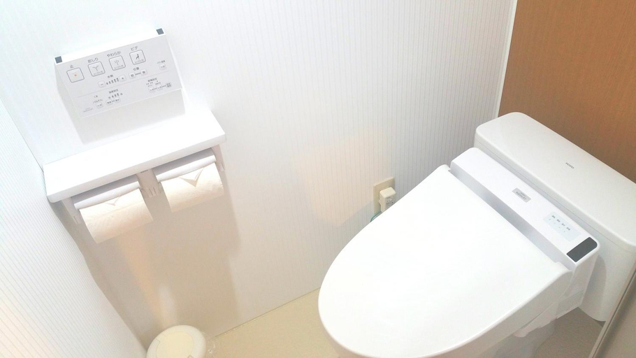 Bathroom 5, Ishigaki Seaside Hotel, Ishigaki