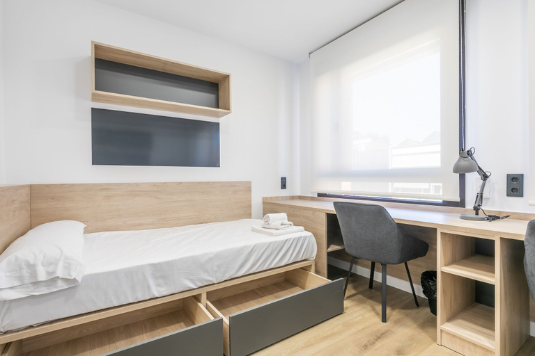 Bedroom 3, Micampus Estrada 11, Madrid