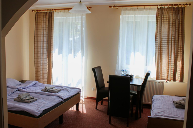 Bedroom 2, Gosciniec Wstap TU, Kłodzko