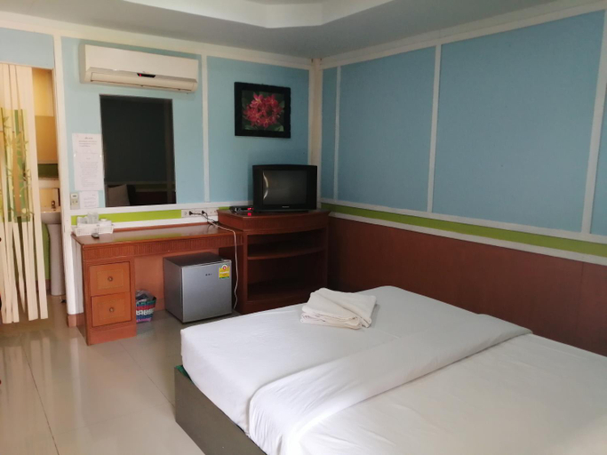 Bedroom 2, Nang Phraya Resort, Phayuha Khiri