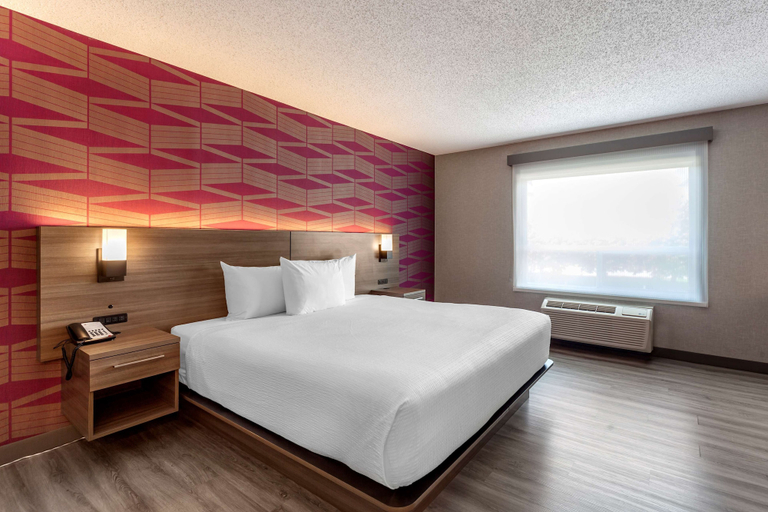 Bedroom 3, Best Western Plus West Edmonton, Division No. 11