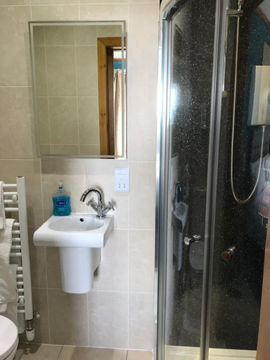 Bathroom 3, Inchrye Bed & Breakfast, Highland