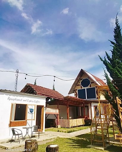 Exterior & Views 2, Shinta Corner Ranch and Resort, Bandung