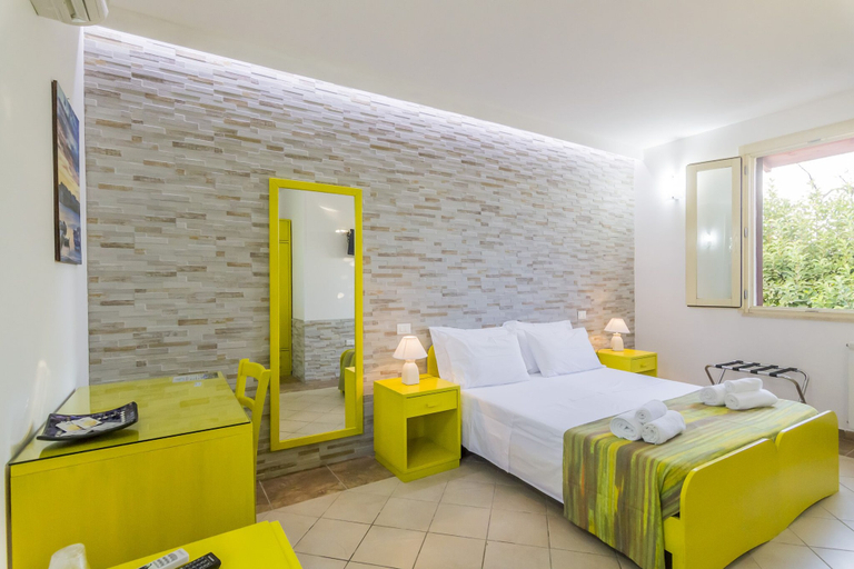 Bedroom 3, Un Posto Al Sole, Lecce