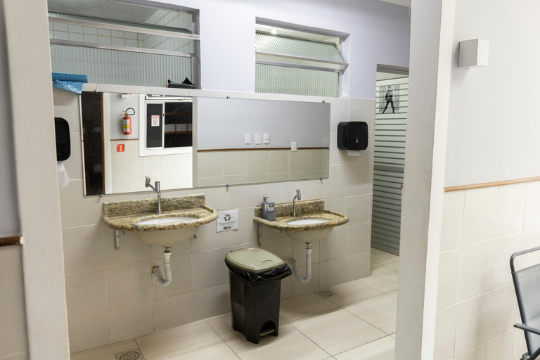 Bathroom, Hostel Diniz, Vitoria